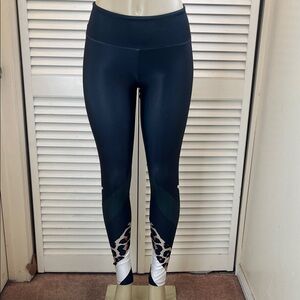 Goldsheep Black Leggings with White Details